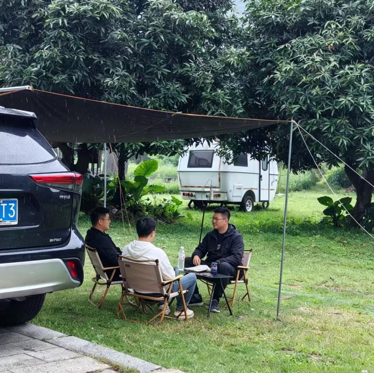 SUV Side Awning Portable Lightweight Easy Pitch Car Shelter Black Coating Sunproof UV Proof