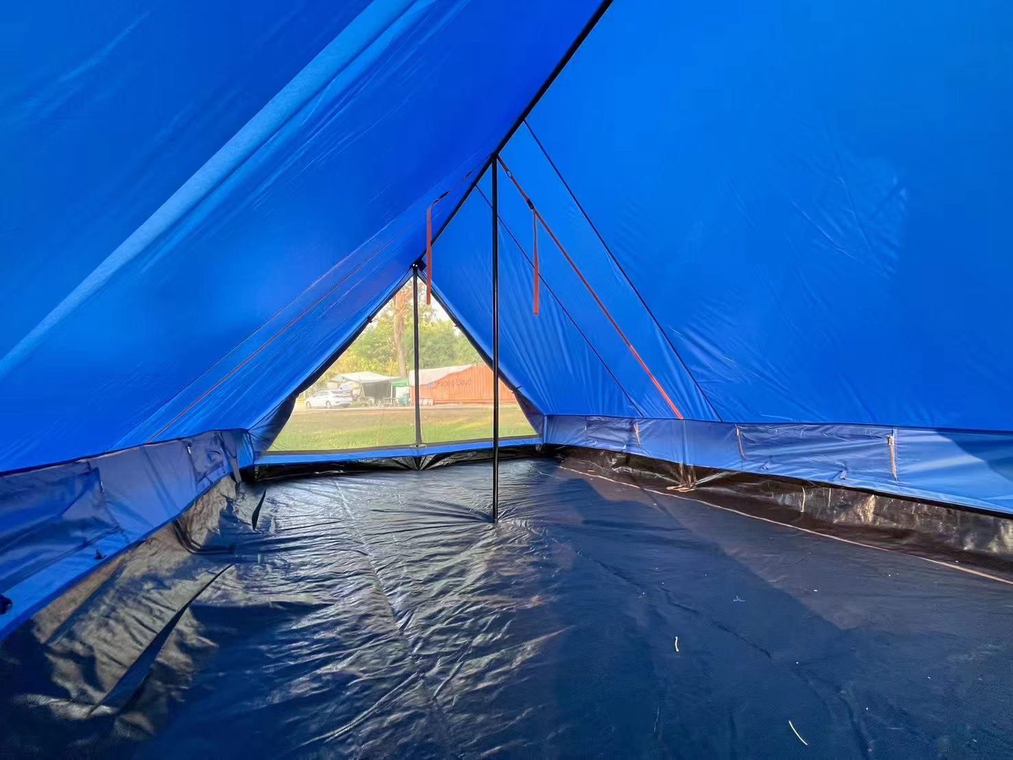 Spacious Comfort Big Space Family Outdoor Camping Easy Pitch Tent 